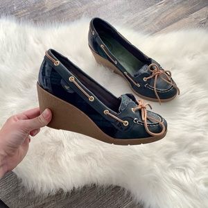 Sperry green plaid topslider wedge size 10